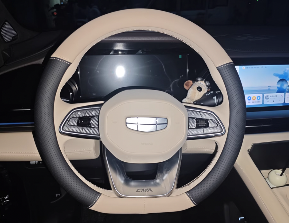 Xevaban.com ở 214 Giải Phóng là đơn vị chuyên cung cấp phụ kiện oto, đồ chơi oto, phụ tùng oto, phụ kiện monjaro, đồ chơi monjaro, xevaban, 214 giải phóng, bọc vô lăng monjaro, trang trí vô lăng monjaro, ốp vô lăng monjaro.